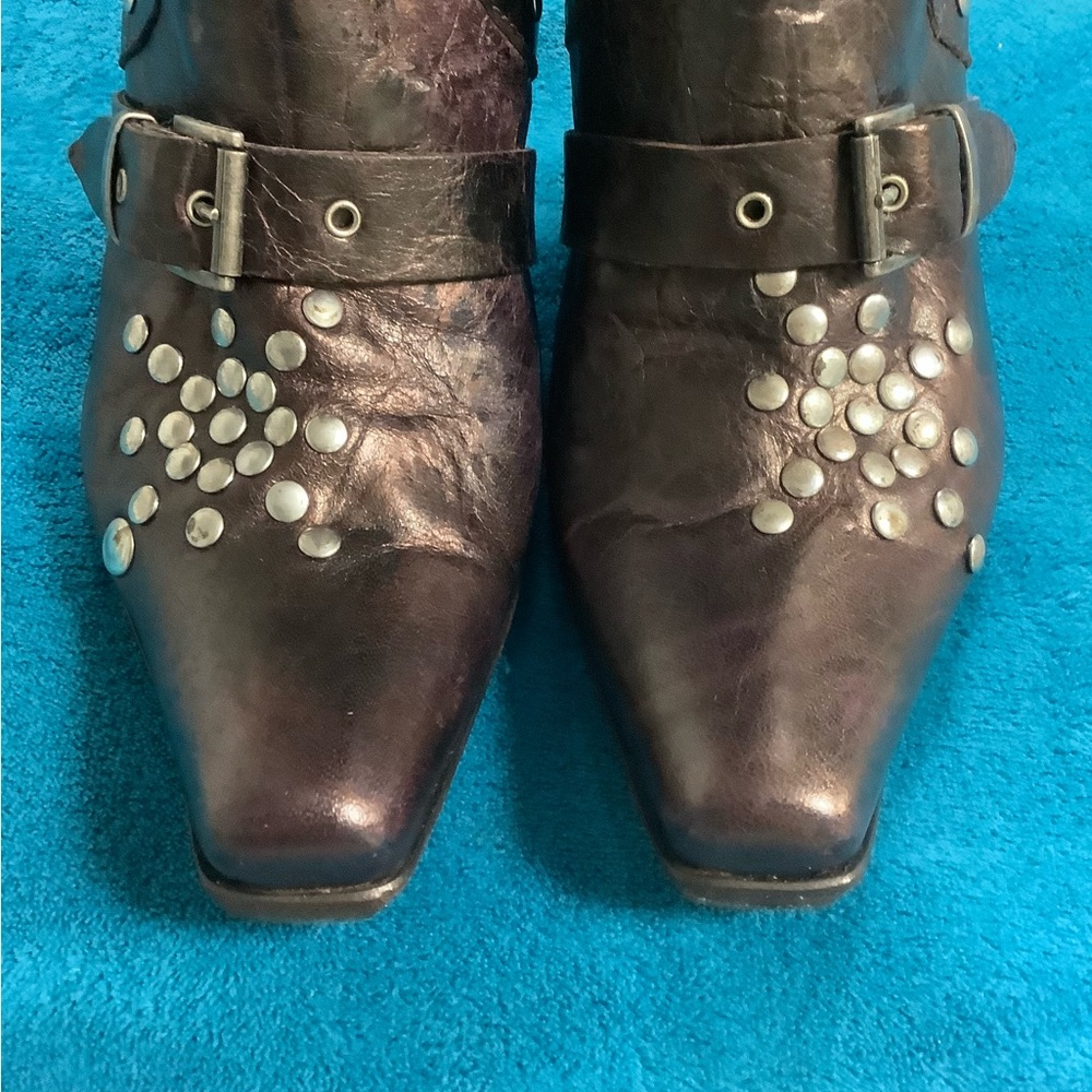 ORORO distressed leather studded buckle Boots - Picture 8 of 16